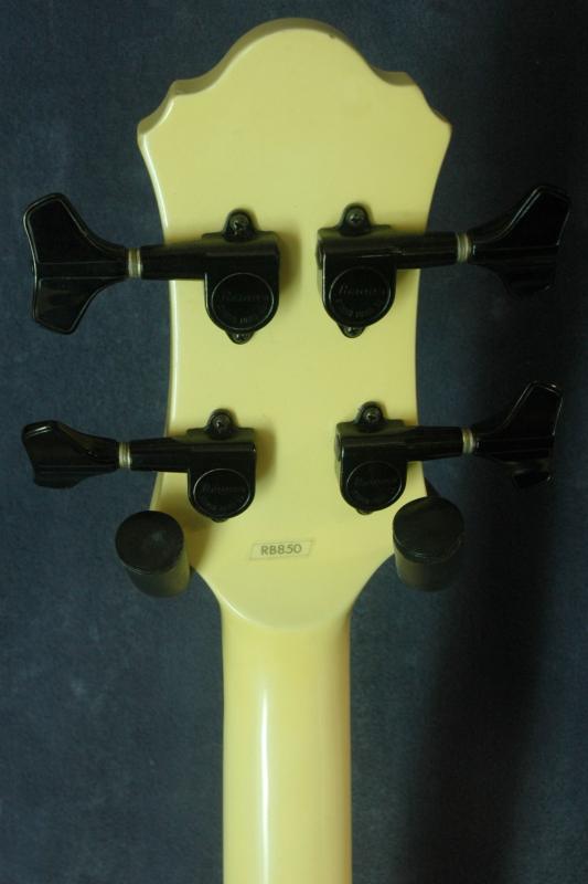  Бас-гитара, год выпуска 1986 IBANEZ RB850 Japan G861308
