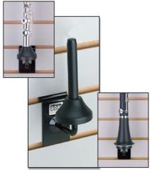 Настенный держатель кларнета или флейты на эконом панели (slatwall), Ingles INGLES SA-304 TRUMPET HOLDER FOR SLATWALL
