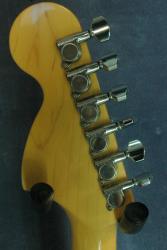 Электрогитара подержанная FENDER ST-72 Japan Stratocaster Q037936