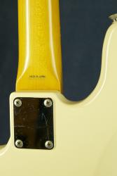 Безладовая бас-гитара, производство Япония, в отличном состоянии FENDER Jazz Bass JB-62 Fretless
