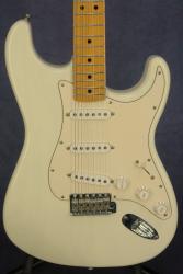 Электрогитара подержанная, 2003 года FENDER Classic Series 70s Stratocaster 2003