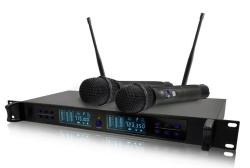 Микрофонная радиосистема с DSP, UHF 710-726 MHz, 100 каналов,LCD дисплей, 2х ИК порт, 2 ручных микрофона, 2 держателя на стойку, 2 цветных кольца. AXELVOX DWS7000HT (RT Bundle)