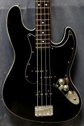 Бас-гитара подержанная FENDER Aerodyne JAZZ BASS