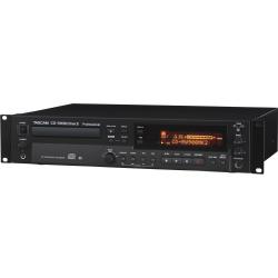 Профессиональный CD-рекордер с возможностью воспроизедения MP3 TASCAM CD-RW900MK2